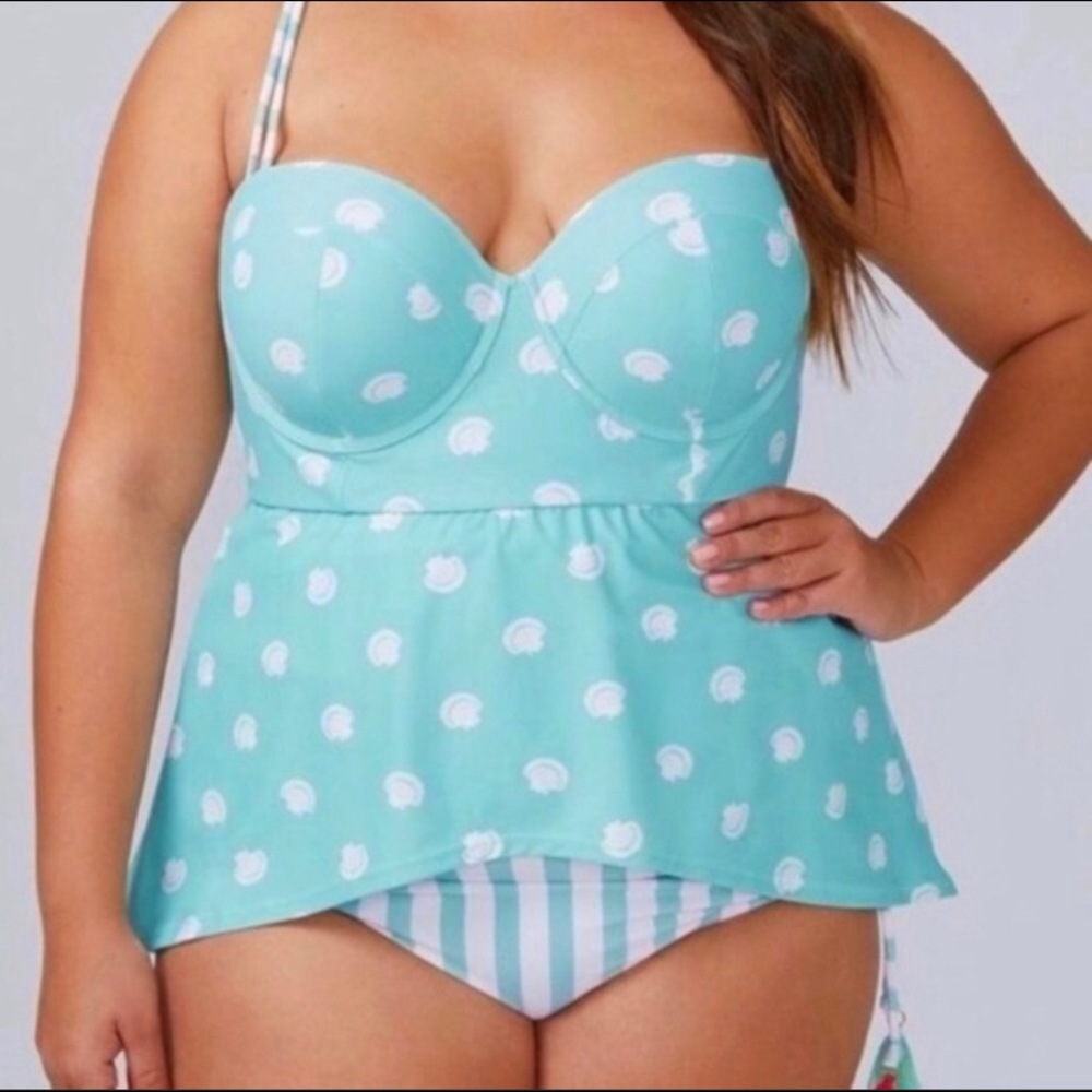 NWOT Mint Seashell Print Tankini Top